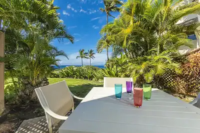 Image de Magnifiquement rénové 1bd Ocean View condo au Maui Kamaole H-106