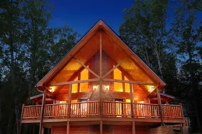 Image de Prestige 4 Chambre Gatlinburg Cabine avec Private Home Theater Chambre