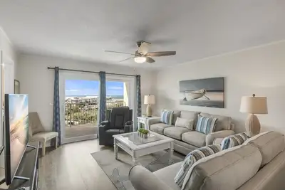 Image de 612-Rénovations majeures-Lisez nos critiques! Super coucher de soleil / vue sur le golfe! Svc Gratuit