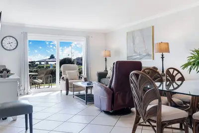 Image de Unité 106 - Heure de la piscine! Sortez et déposez! Unité d'argent