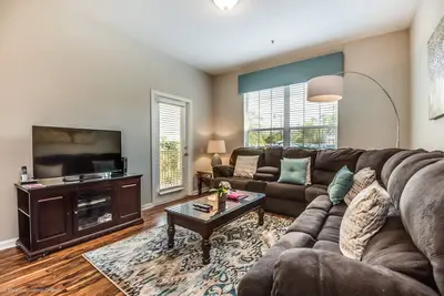 Image de Confort et style sont nombreux dans ce condo 3br \\ 2ba