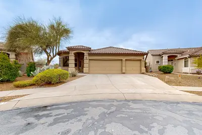 Image de Maison spacieuse dans un emplacement privilégié w / site de golf, en face de Catalina State Park!