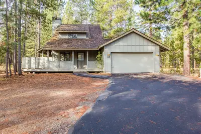 Image de Cabine confortable avec foyer au bois, bain à remous, barbecue à gaz, vélos, Fort Rock Park - Ebut11