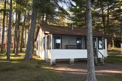 Image de Lakefront Cabin #5 The Bass