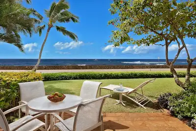 Image de Poipu Kapili # 56: Unité d'extrémit�� privée en bord de mer avec climatisation