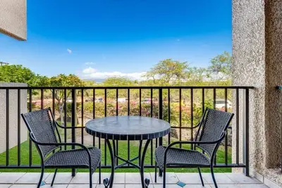 Image de Tropical Decor+Haleakala View! WiFi, Kitchen Ease, Lanai–Kamaole Sands 4209