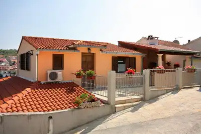 Image de Appartement d'une chambre avec la terrasse Sutivan, Brac (A-745-b)