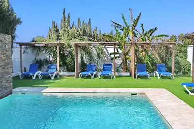 Image de Bungalow de vacances avec WiFi et 2 piscines