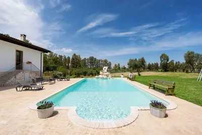 Image de 425 Villa Pizzi. 425 Villa Pizzi425 Villa Pizzi425 Villa Pizzi425 Villa Pizzi425 Villa Pizzi425. . .