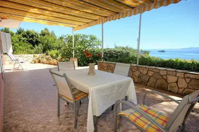 Image de Appartement de deux chambres prés de la plage Prizba, Korcula (A-10061-d)