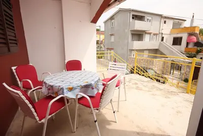 Image de Appartement de trois chambres prés de la plage Sveti Petar, Biograd (A-6168-a)