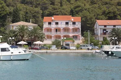 Image de Appartement d'une chambre avec la terrasse et la vue sur le mer Kukljica, Ugljan (A-8316-b)