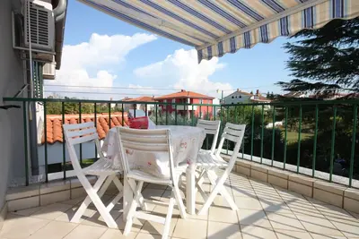 Image de Appartement de deux chambres avec la terrasse Umag (A-6934-a)