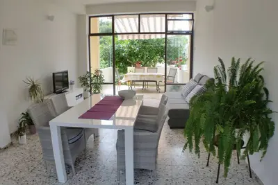 Image de Appartement de trois chambres avec la terrasse Podgora, Makarska (A-4332-a)