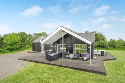 Image de Maison confortable Ă Thyholm avec WiFi