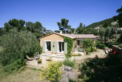 Image de La Pinède Penchée 5km des plages