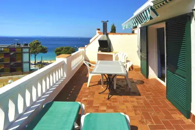 Image de Appartement 1 Chambre avec Vue sur Mer à 50m de la plage.