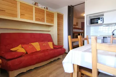 Image de Studio confortable pour 4 personnes Ă L'Alpe d'Huez avec balcon, proche commerces et pistes