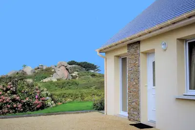 Image de Charmante maison 3* avec Wifi, proche plage et Sentier des Douaniers à Ploumanac'h
