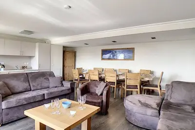 Image de Appartement spacieux & confortable, proche des pistes, balcon, sauna, hammam, Wifi inclus