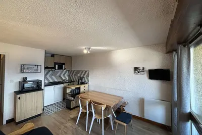 Image de Studio cabine rénové, 150m pistes - Auris en Oisans