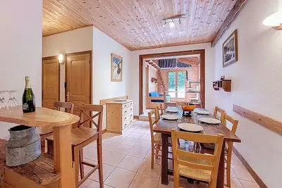 Image de Appartement A 600 M Des Remontees Mecaniques - Morzine Centre- 6/7 Pers - Joux 1