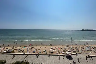 Image de Appartement T3 au 6e étage avec balcon et vue mer