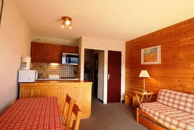 Image de Studio cabine 4 pers, pieds des pistes, proche commerces, balcon, vue sur montagnes