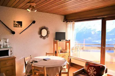 Image de Studio cabine au pied des pistes, balcon, parking, animaux admis