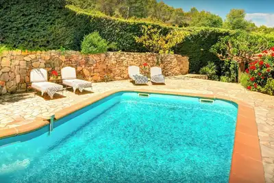 Image de Maison Lou Amourier - séjour en Provence pour 6 avec piscine - Ovo Network