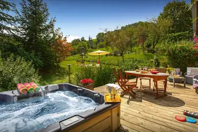 Image de Les Roses des Alpes - séjour familial, vue imprenable & spa - Ovo Network