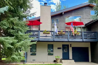 Image de Belle maison EagleVail avec bain à remous privé entre Vail et Beaver Creek