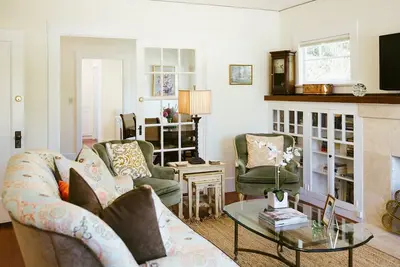 Image de The Down Town House - Charmant Bungalow Des Années 1920 À San Luis Obispo