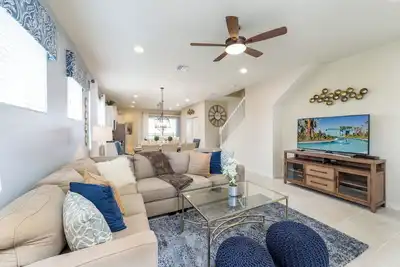 Image de Triomphe de Westside | Villa de luxe avec piscine et loft et salle de jeux