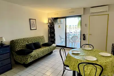 Image de Studio cabine 4 pers, parking, clim, proche plage