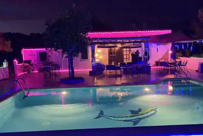 Image de Magique Magnifique Villa Ibiza Piscine Wifi Gratuit 5 chambres doubles 3 Wc 2 cuisines