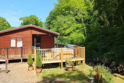 Image de Riverside Two Bed Lodge dans le parc national d'Exmoor. 10 min Ă pied du centre de Lynton