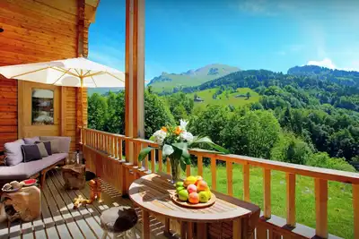 Image de Chalet des Mômes - séjour dans les Alpes 8p, spa nordique - Ovo Network