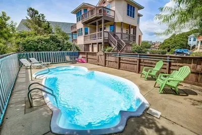 Image de Une corolle corral | Côté son | Piscine privée, bain à remous | Le propriétaire paie les frais de location