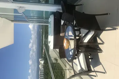 Image de Meilleur Penthouse de la région! Vue d'angle à 270 degrés!