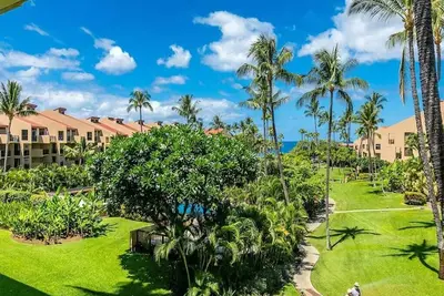 Image de Easy-Going Style w/Lanai, Kitchen Ease, WiFi, Washer/Dryer–Kamaole Sands 5314