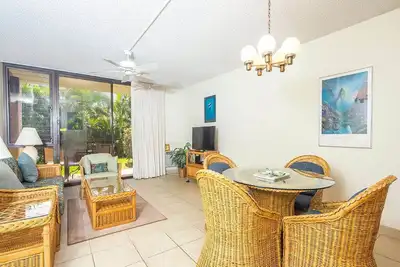 Image de Comfortable, Casual Condo w/Lanai, Kitchen Ease, WiFi, Ac–Kamaole Sands 9108<br>
