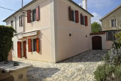 Image de Grandpa Mate House, authentique maison de charme de 1930.