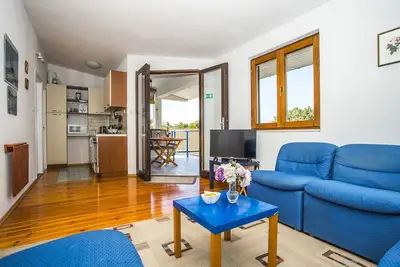 Image de Appartement de deux chambres avec la terrasse Razanj, Rogoznica (A-4838-b)