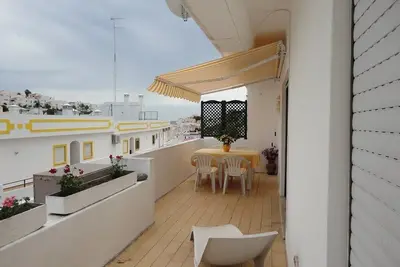 Image de Appartement avec piscine, internet, air conditionné, à quelques mètres de la plage