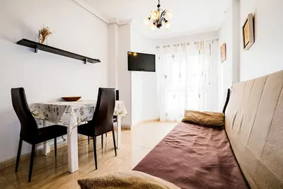 Image de For rent a comfortable apartment in a 500 meters from the sea!