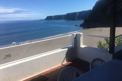 Image de appartement avec access privatif à la plage