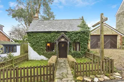 Image de Lavender Cottage - un chalet qui peut accueillir 5 personnes dans 3 chambres