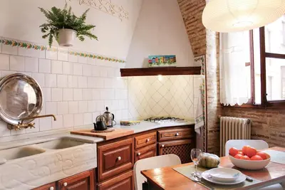 Image de Appartement classique dans le centre-ville de la vieille ville de Valence