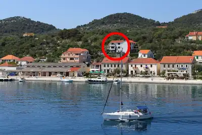 Appartement de deux chambres avec la terrasse et la vue sur le mer Sali, Dugi otok (A-444-c)